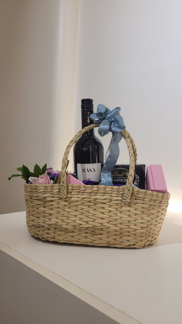 Anniversary Hamper with Fresh Blooms