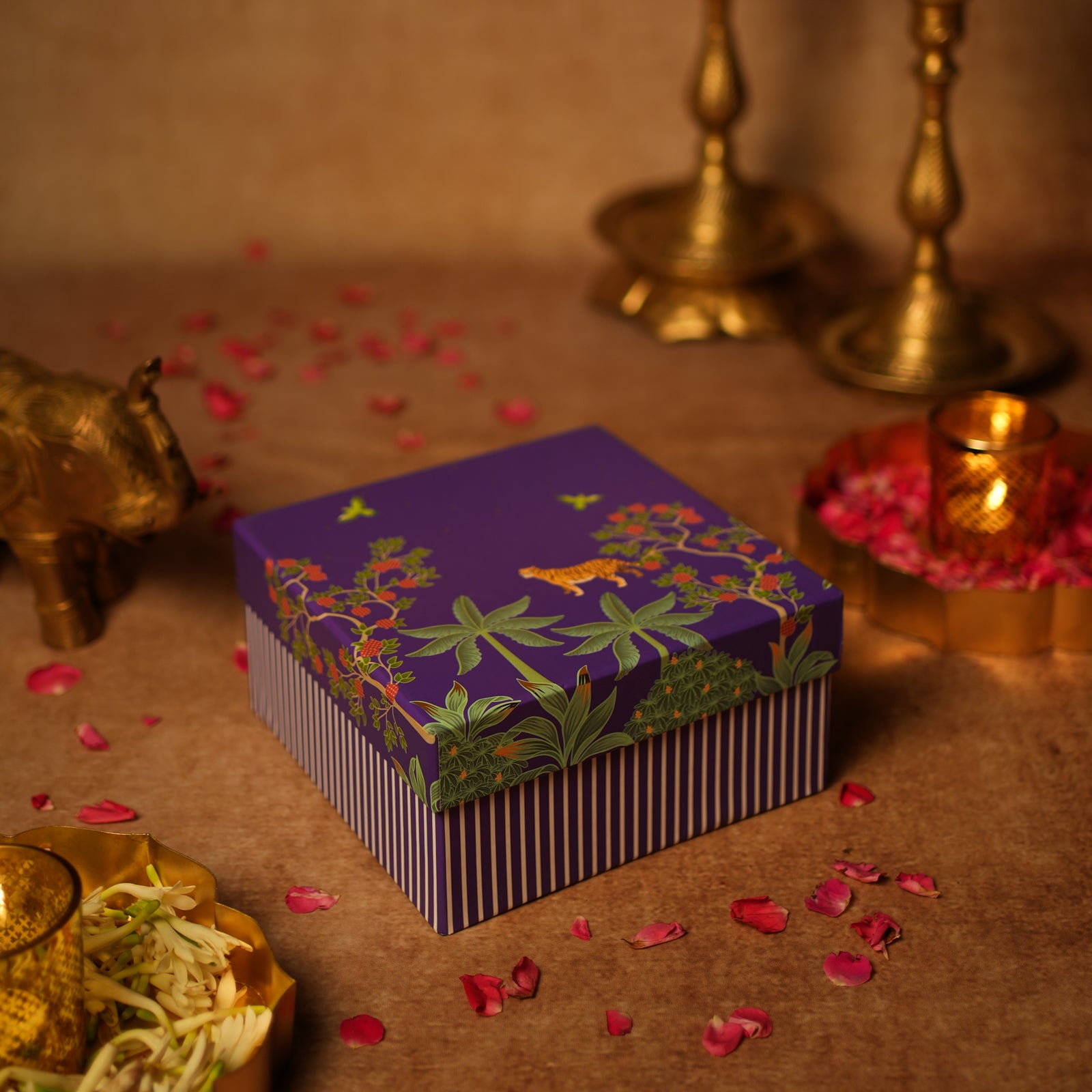 The Noor-e-Shaam Box