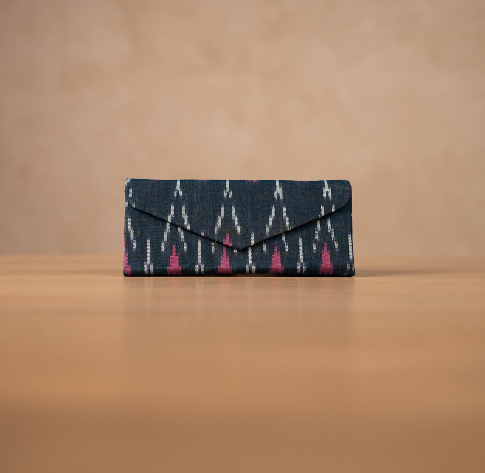 Ikat Foldable Sunglasses Case with magnetic closure(NAVY BLUE)