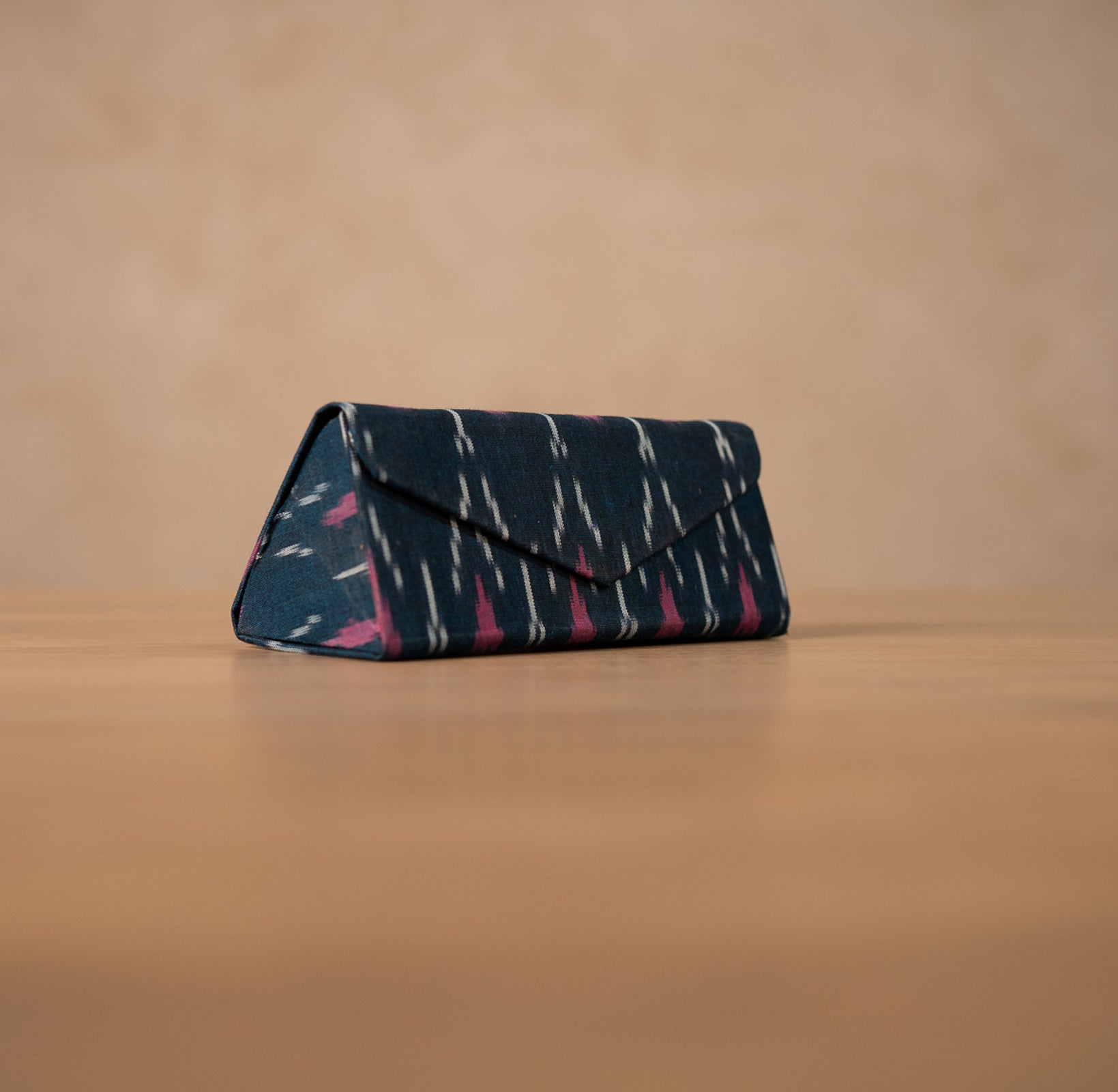 Ikat Foldable Sunglasses Case with magnetic closure(NAVY BLUE)