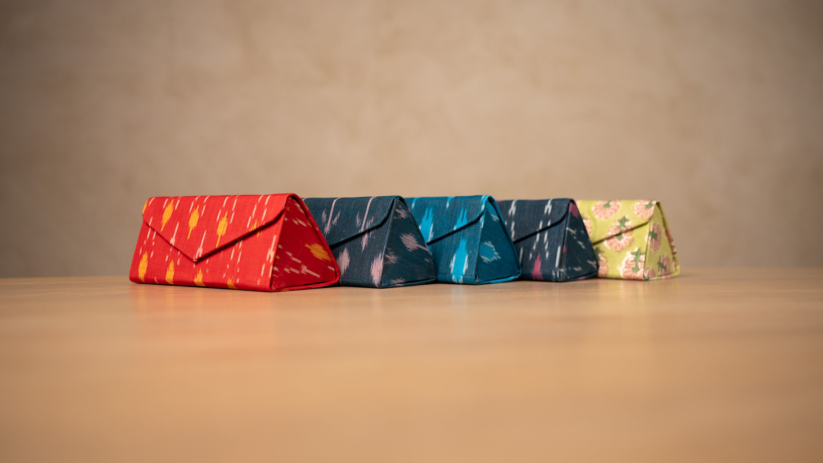 Ikat Foldable Sunglasses Case with magnetic closure(NAVY BLUE)