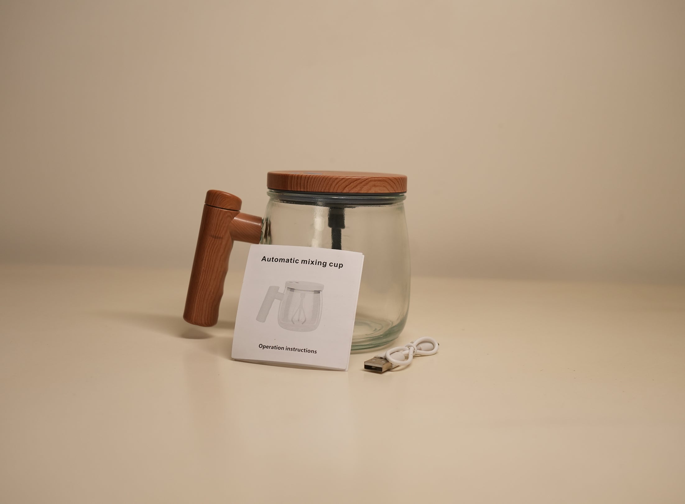 Self-Stirring Glass Tumbler with Wooden Finish