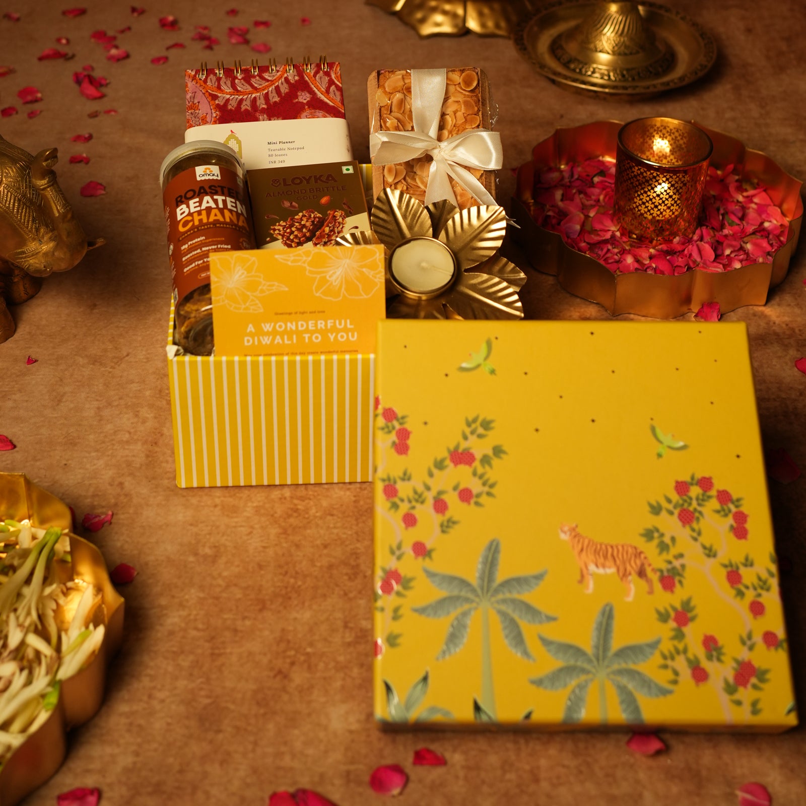 The Diya & Delights Giftbox